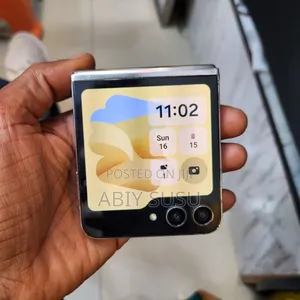 Samsung Galaxy Z Flip5 256 GB Gray