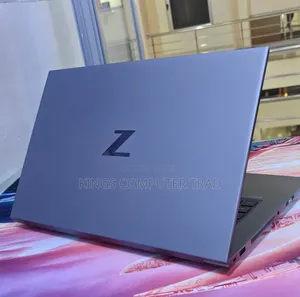 New Laptop HP ZBook Fury 17 G7 32GB Intel Core i7 SSD 512GB