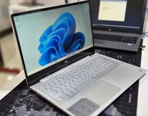 New Laptop Dell Inspiron 15 8GB Intel Core i5 SSD 256GB