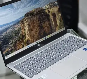 New Laptop HP Stream Notebook 16GB Intel Core i7 SSD 1T