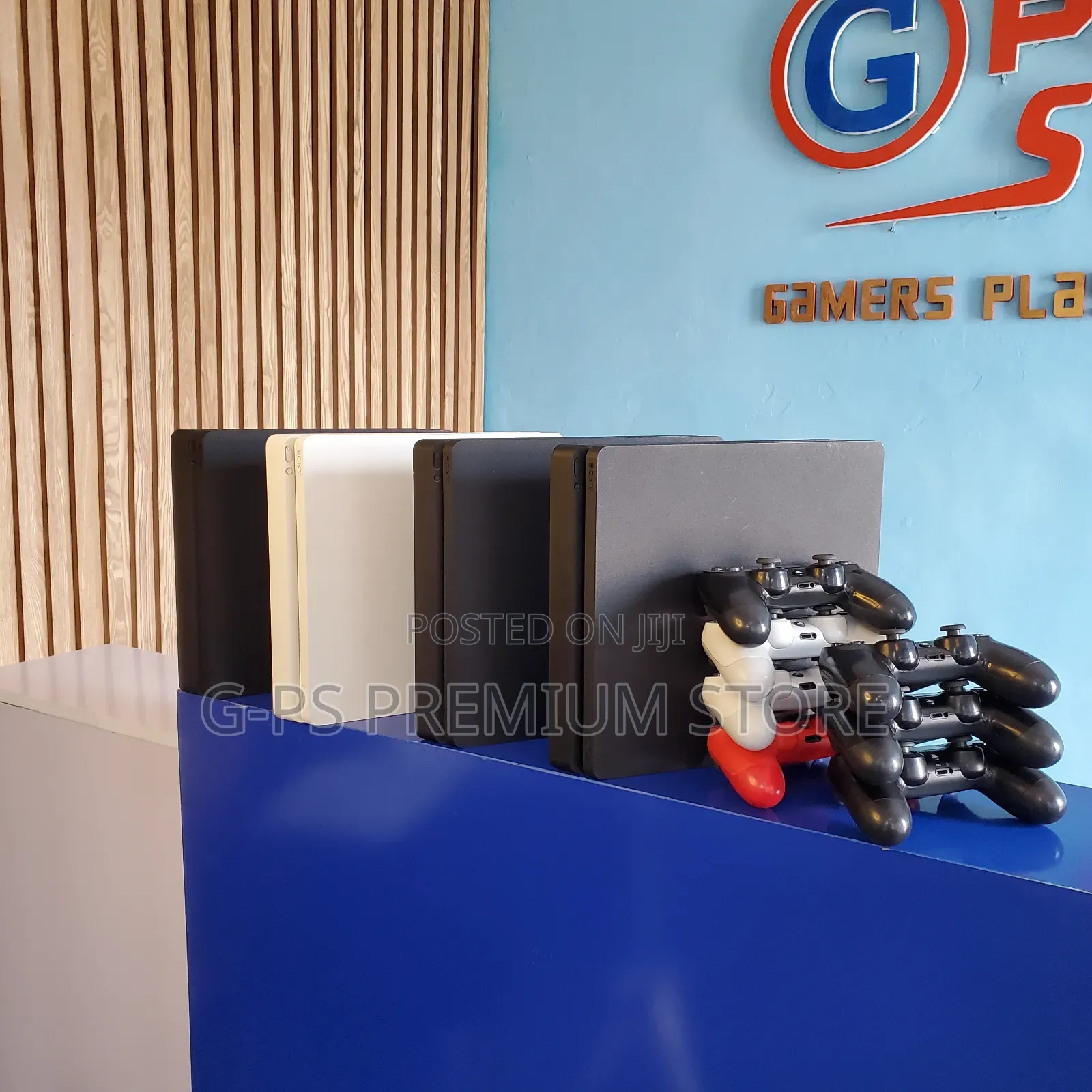 PlayStation 4 Slim | Warranty Available | Dubai Used
‎