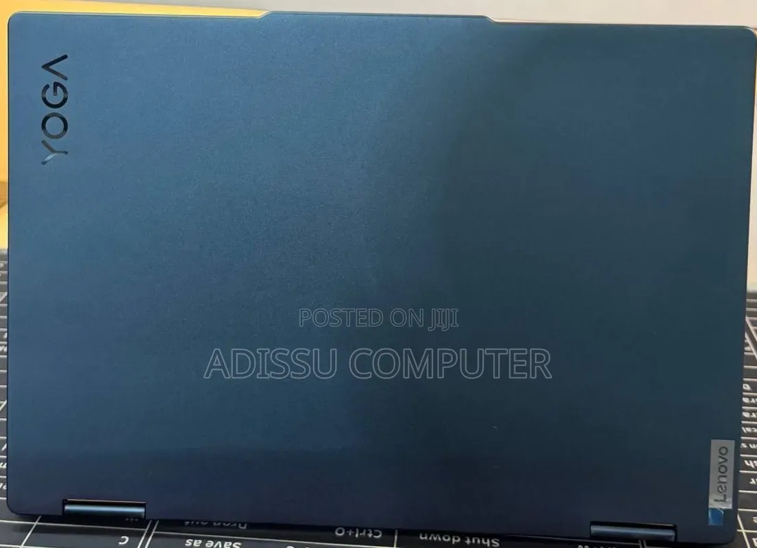 New Laptop Lenovo Yoga 7 15ITL5 16GB Intel Core i7 SSD 512GB