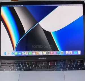 New Laptop Apple MacBook Pro 2019 16GB Intel Core i7 SSD 512GB