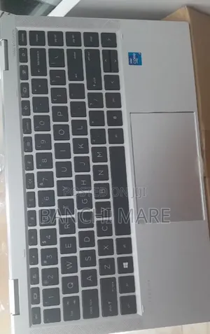 New Laptop HP EliteBook 1040 G8 16GB Intel Core i7 SSD 512GB