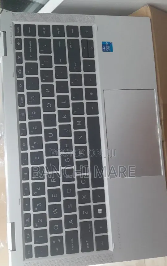 New Laptop HP EliteBook 1040 G8 16GB Intel Core i7 SSD 512GB