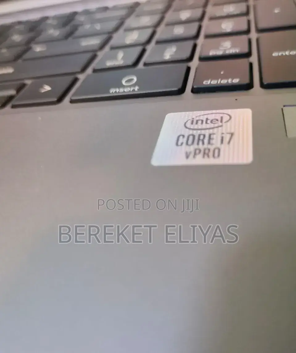 New Laptop HP ZBook Firefly 15 G7 16GB Intel Core i7 SSD 512GB