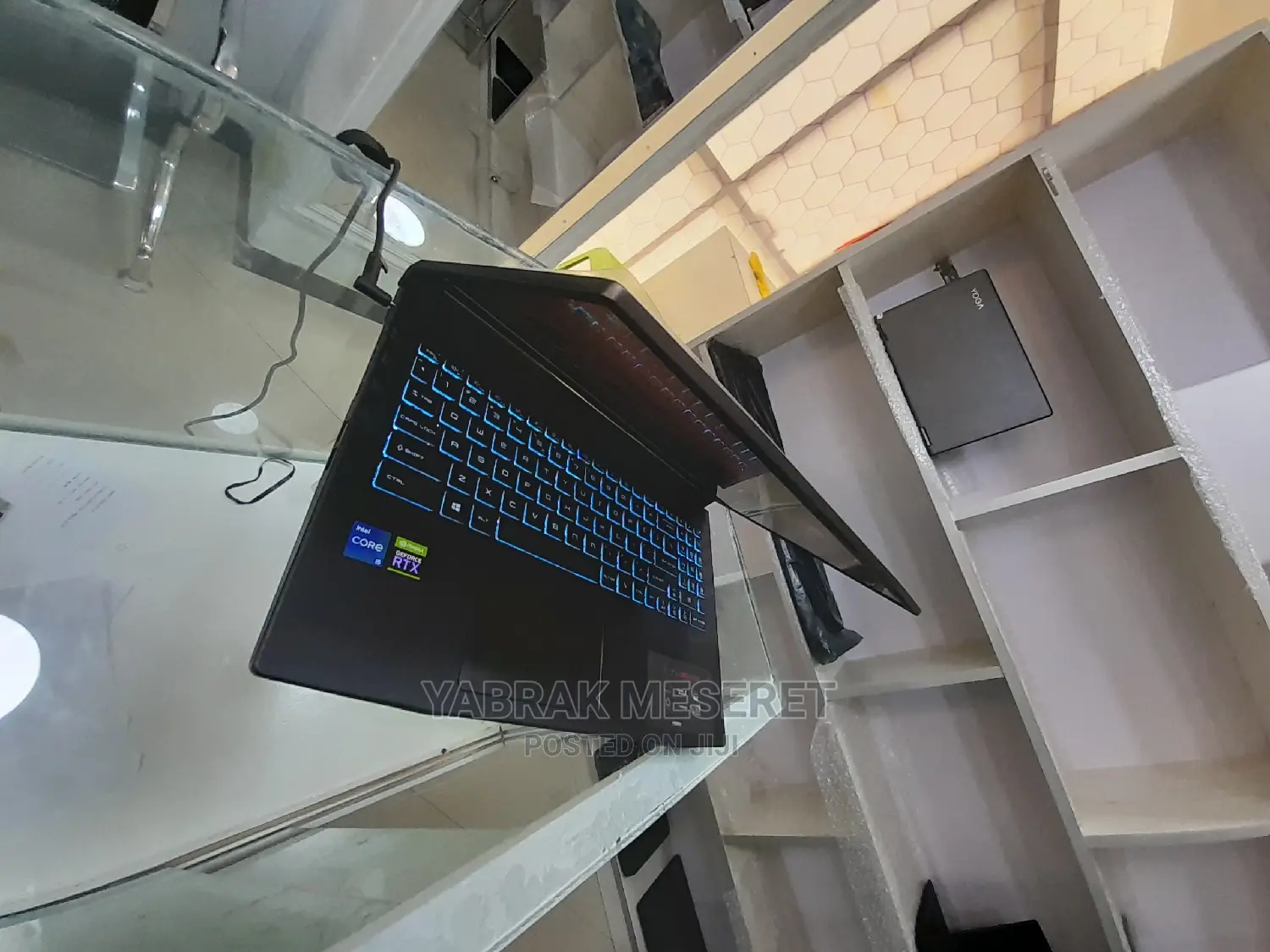 New Laptop MSI Pulse GL66 8GB Intel Core I5 SSD 512GB