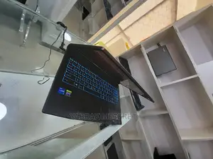 New Laptop MSI Pulse GL66 8GB Intel Core I5 SSD 512GB