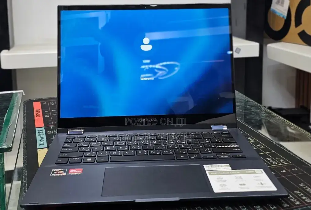 New Laptop Asus Vivobook 14 16GB AMD Ryzen 7 SSD 512GB