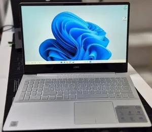 New Laptop Dell Inspiron 15 8GB Intel Core i5 SSD 256GB