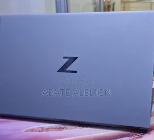 New Laptop HP ZBook Firefly 15 G7 16GB Intel Core i7 SSD 512GB