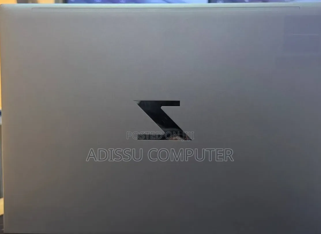 New Laptop HP ZBook 14 16GB Intel Core i7 SSD 512GB