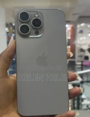 New Apple iPhone 15 Pro Max 256 GB Silver