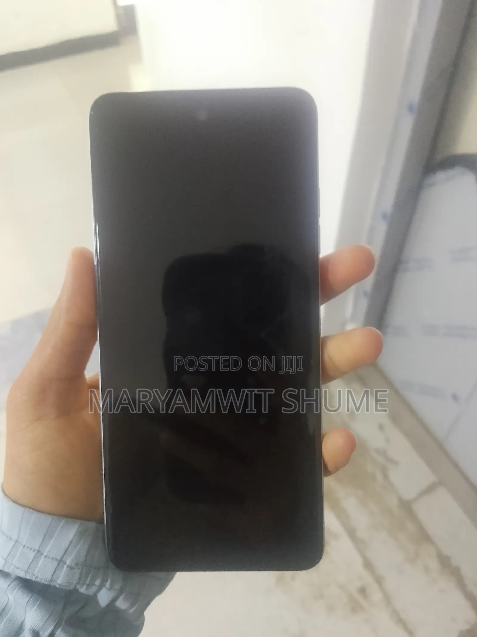 New Tecno Spark 20 128 GB Gray