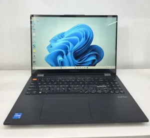 New Laptop Asus Zenbook 14 16GB Intel Core i7 SSD 512GB