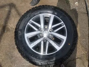 Car Tyre (የመኪና ጎማ)