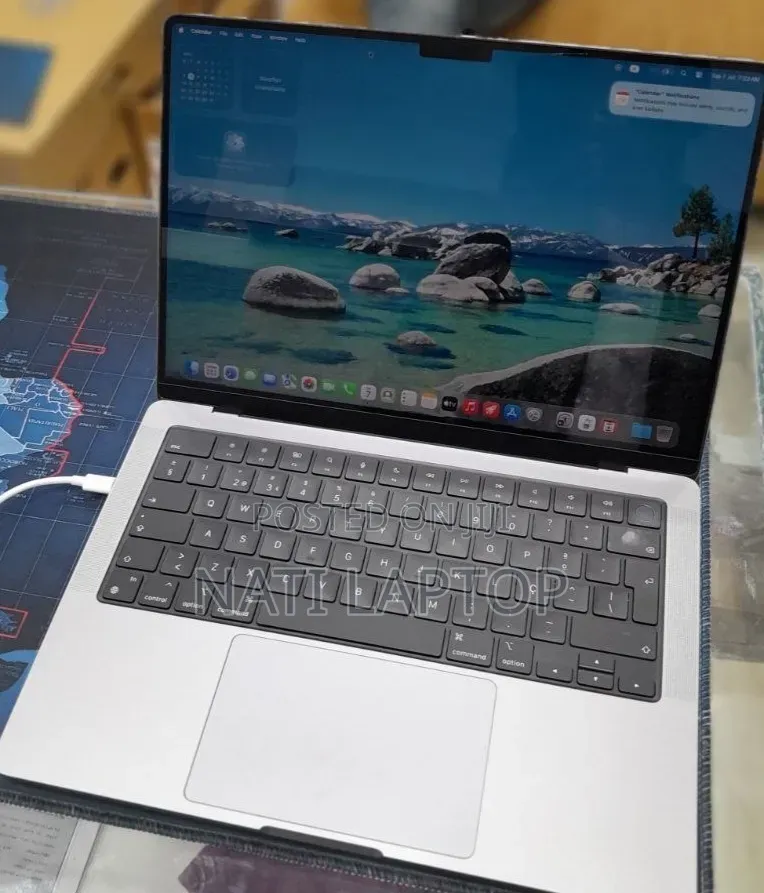 New Laptop Apple MacBook Pro 2021 M1 16GB Apple M1 Pro SSD 512GB