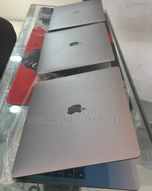 New Laptop Apple MacBook Air 2020 M1 8GB Apple M1 SSD 256GB