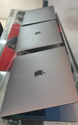New Laptop Apple MacBook Air 2020 M1 8GB Apple M1 SSD 256GB
