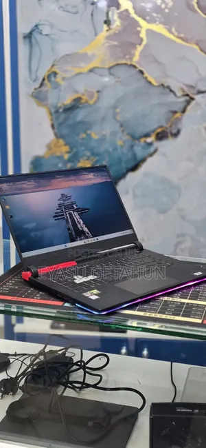 New Laptop Asus ROG Strix G15 16GB AMD Ryzen 9 SSD 512GB