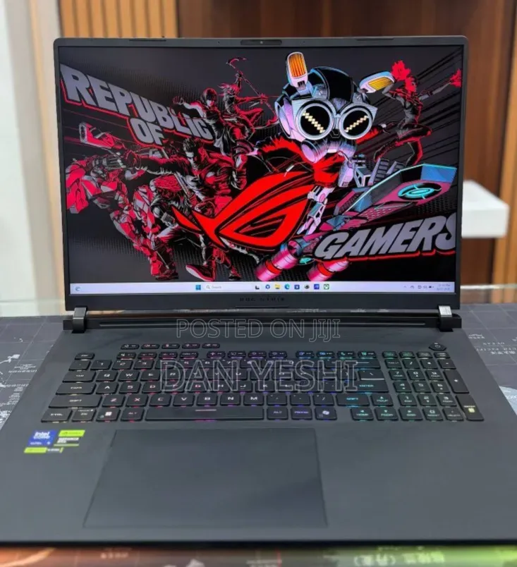 New Laptop Asus ROG Strix G18 32GB Intel Core Ultra 9 SSD 2T