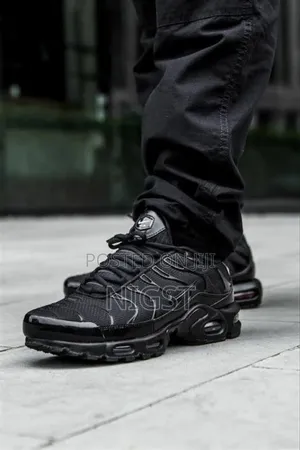 Men's Shoe