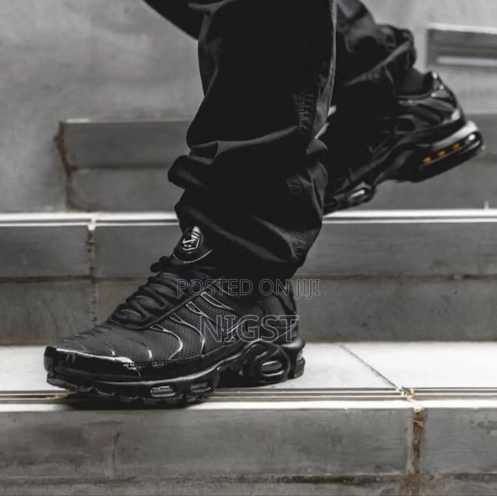 Men's Shoe