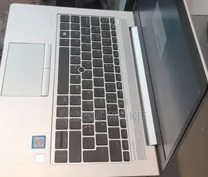 New Laptop HP EliteBook 830 G7 8GB Intel Core i5 SSD 256GB