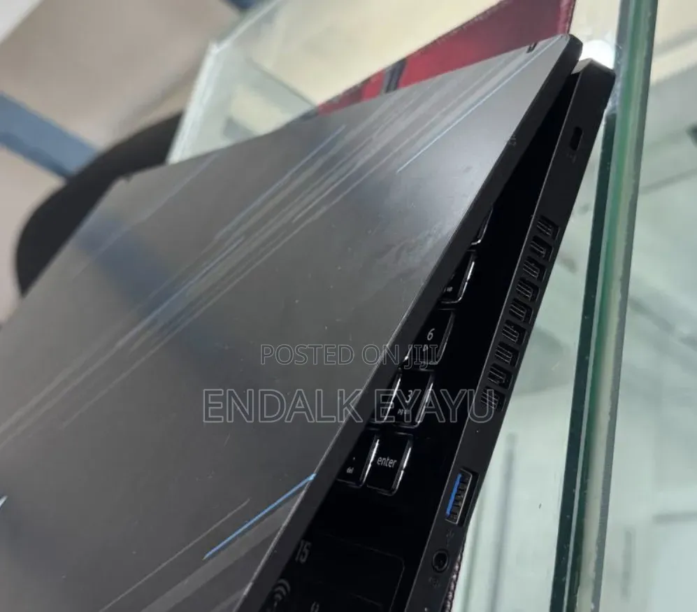 New Laptop Acer 16GB Intel Core i7 SSD 512GB