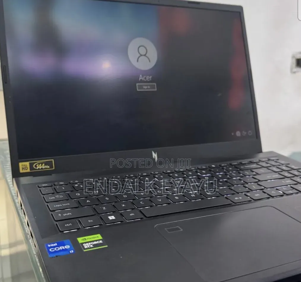 New Laptop Acer 16GB Intel Core i7 SSD 512GB