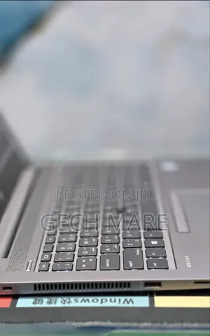 New Laptop HP ZBook 14 16GB Intel Core i7 SSD 512GB