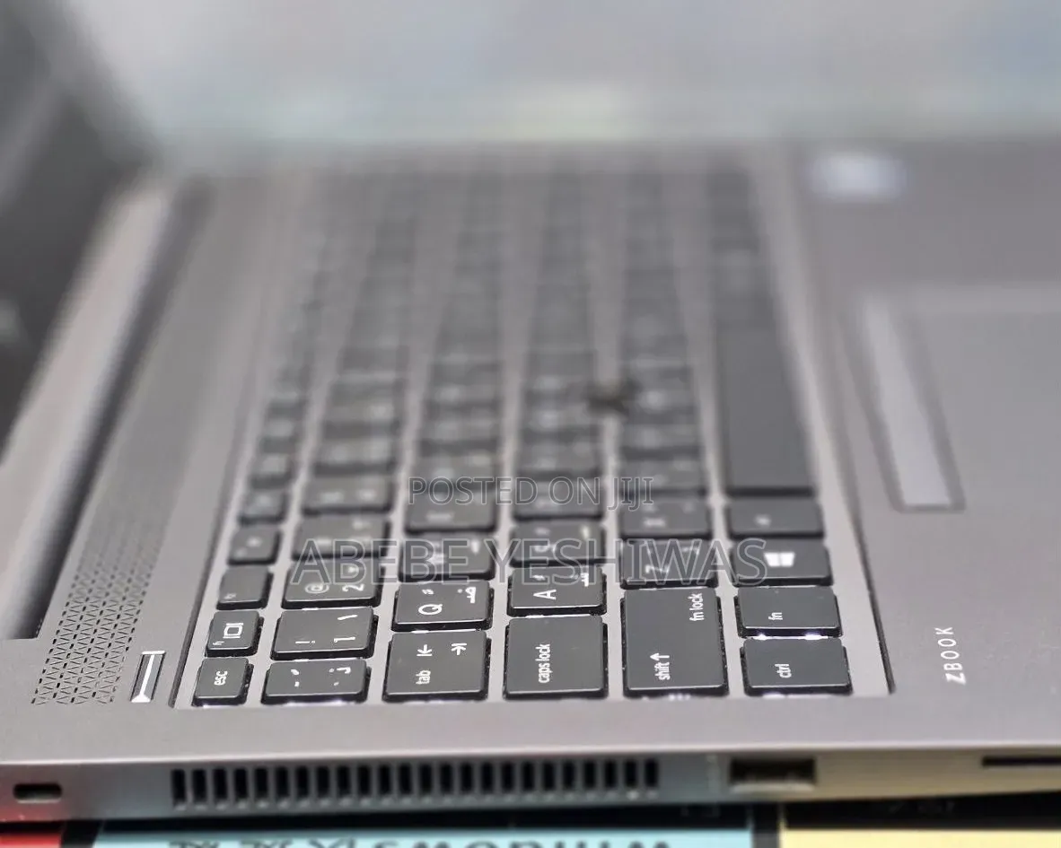 New Laptop HP ZBook Fury 15 G8 16GB Intel Core i7 SSD 512GB