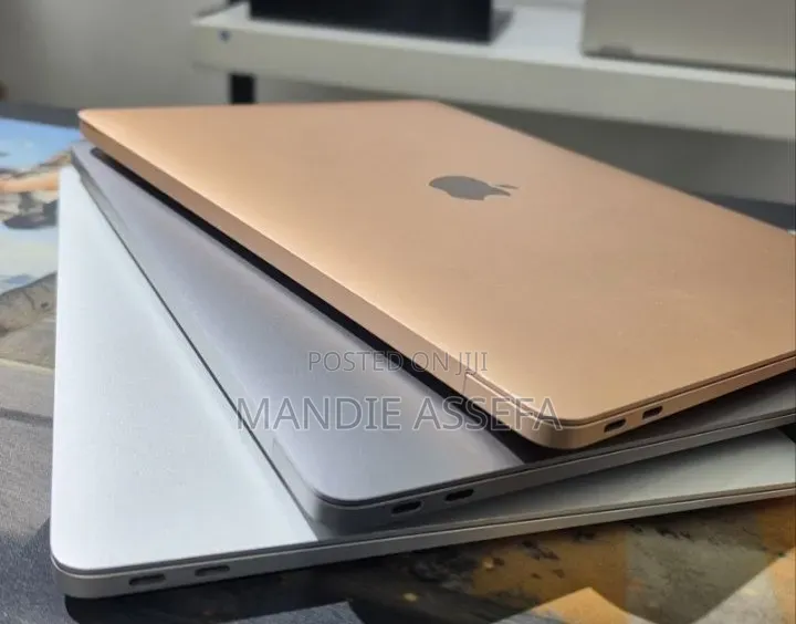 New Laptop Apple MacBook Air 2020 M1 8GB Apple M1 SSD 256GB