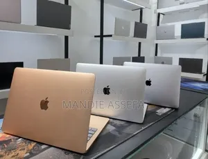 New Laptop Apple MacBook Air 2020 M1 8GB Apple M1 SSD 256GB