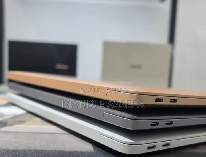 New Laptop Apple MacBook Air 2020 M1 8GB Apple M1 SSD 256GB