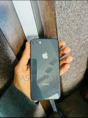 Apple iPhone 8 64 GB Black