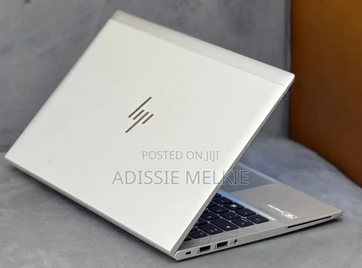 New Laptop HP EliteBook 830 G7 8GB Intel Core i5 SSD 512GB