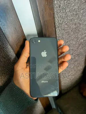 Apple iPhone 8 64 GB Black