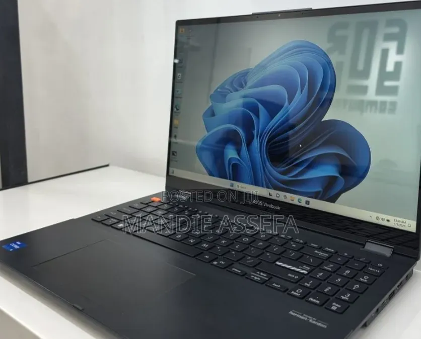 New Laptop Asus Vivobook 15 16GB Intel Core i5 SSD 512GB