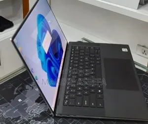 New Laptop Dell XPS 15 16GB Intel Core i7 SSD 512GB
