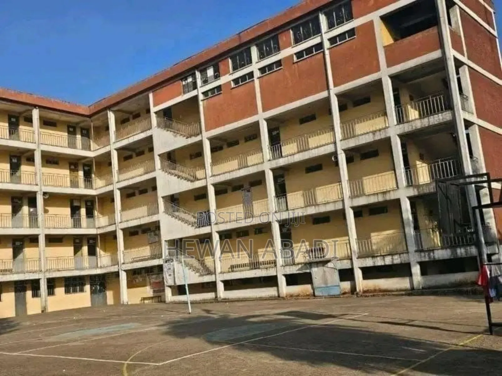 Furnished 9bdrm House in Cmc, Addis Ketema for sale