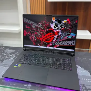 New Laptop Asus ROG Strix G18 32GB Intel Core Ultra 9 SSD 2T