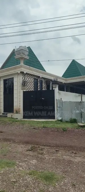 8bdrm Villa in Bishoftu, East Shewa for sale