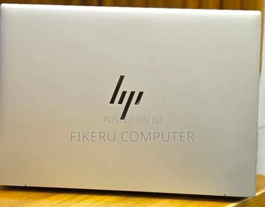 New Laptop HP EliteBook 1040 G8 16GB Intel Core i7 SSD 512GB