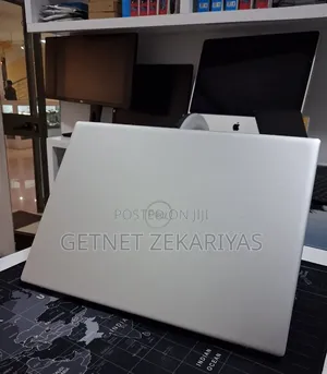 New Laptop Dell Inspiron 15 16GB AMD Ryzen 7 SSD 1T