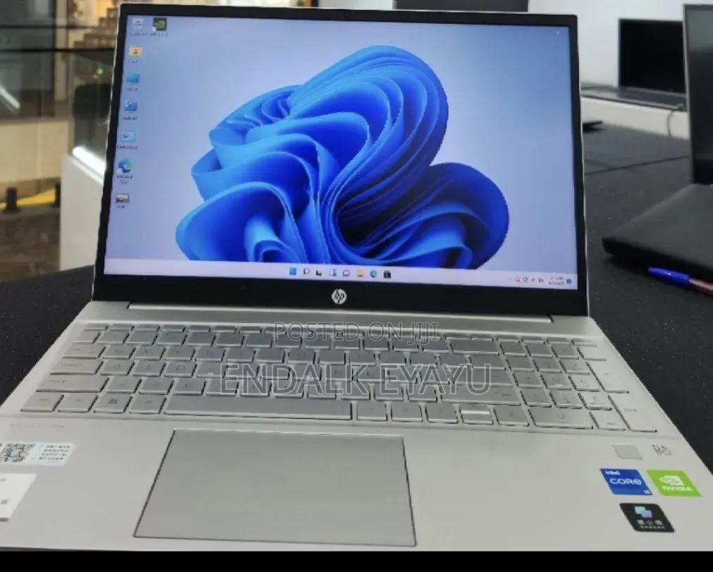 New Laptop HP Pavilion 15 16GB Intel Core i5 SSD 512GB