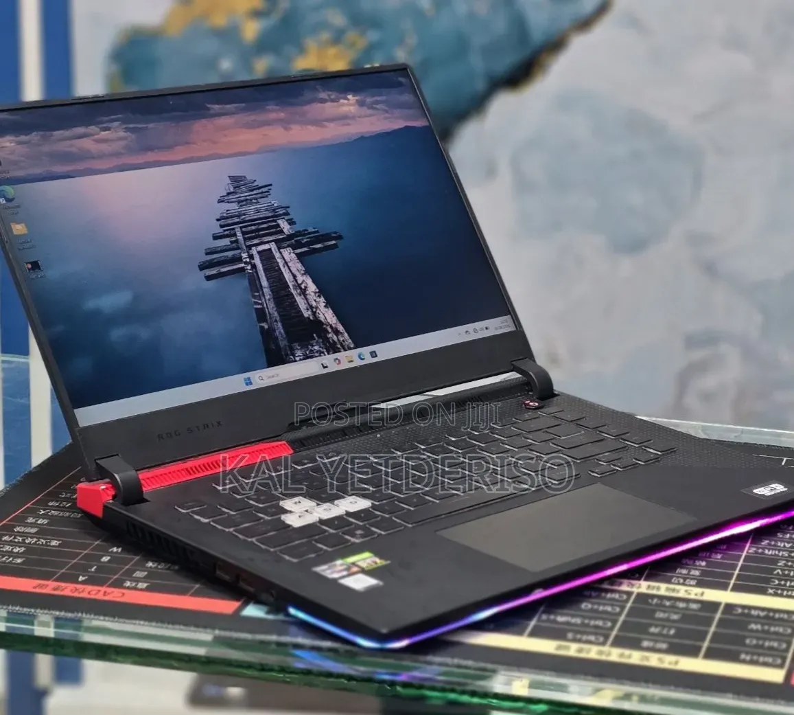 New Laptop Asus ROG Strix G15 16GB AMD Ryzen 9 SSD 512GB