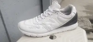 Men's Shoe