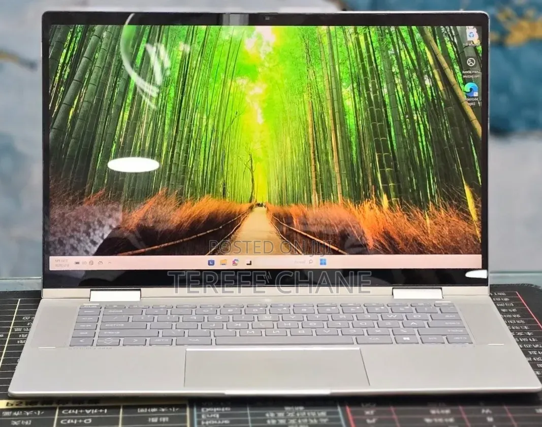 New Laptop HP Envy x360 16GB Intel Core i7 SSD 1T