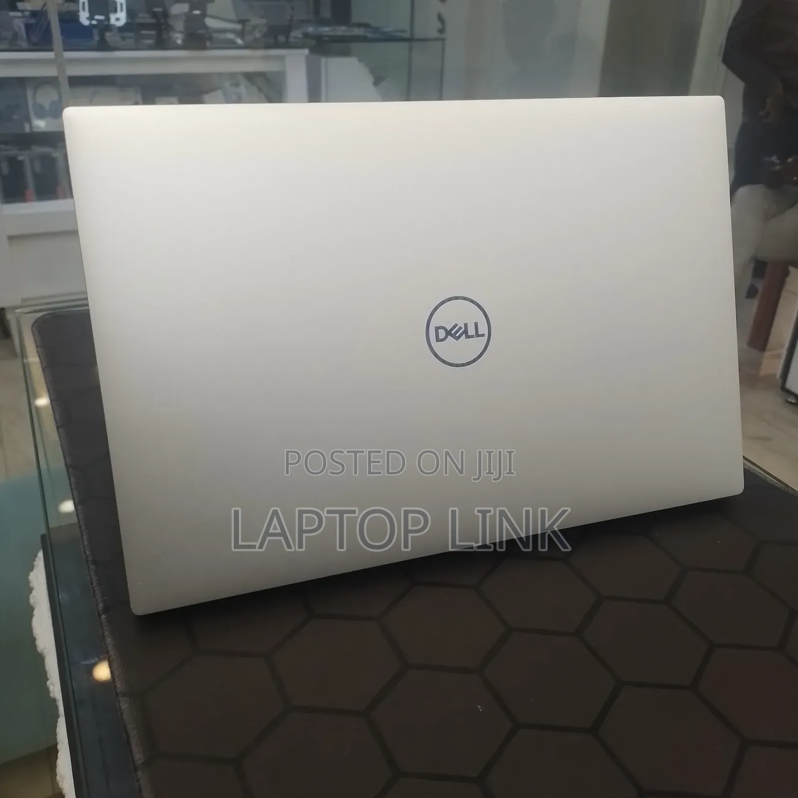 New Laptop Dell XPS 15 16GB Intel Core i7 SSD 512GB